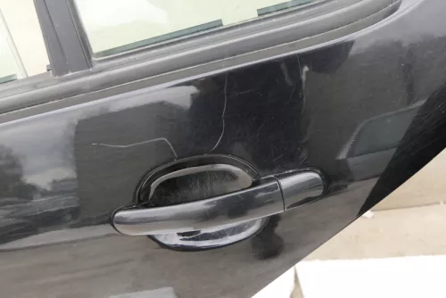 VW Golf 4 Limousine Tür hinten links schwarz L041 (KEINkombi) (115041)