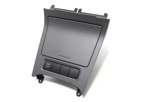 VW Golf 5 Aschenbecher Zigarettenanzünder vorne 1K0857961 (115342)