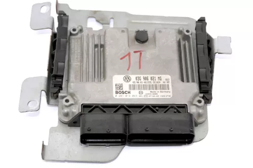 VW Touran Steuergerät 1.9 TDI 77kw 105PS BLS Motor 03G906021MG