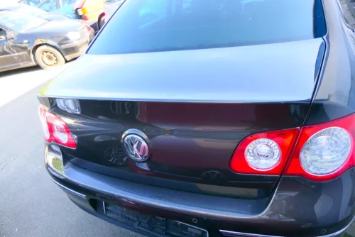 VW Passat 3C Limousine Stufenheck Heckklappe Klappe braun LC8Z OHNE Anbauteile