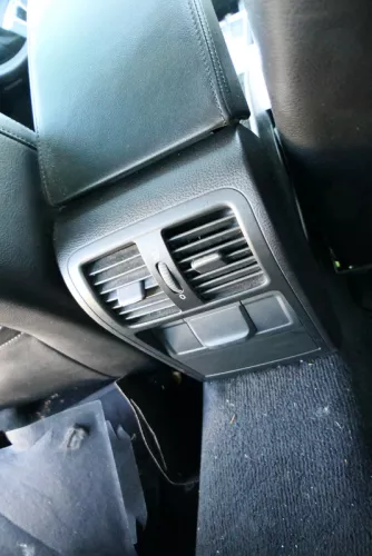 VW Passat 3C Mittelarmlehne Armlehne Fach original komplett zum nachrüsten Leder (115813)