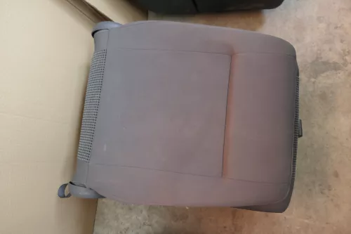 VW Touran Sitz hinten links anthrazit (hinterm Fahrersitz) Rücksitz - 116061 (116061)