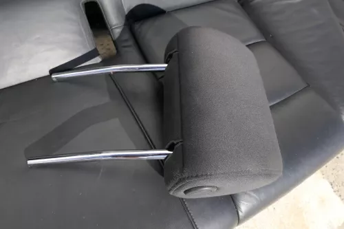 Audi A4 B6 8E Kopfstütze vorne rechts schwarz / soul vorn 8E0881902 (116066)