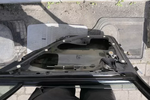 VW Polo 6N 6N2 Tür hinten rechts schwarz LC9Z 4-Türer (116191)