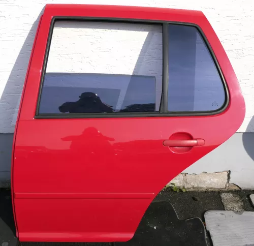 VW Golf 4 Limousine Tür hinten links rot LP3G (KEINkombi)