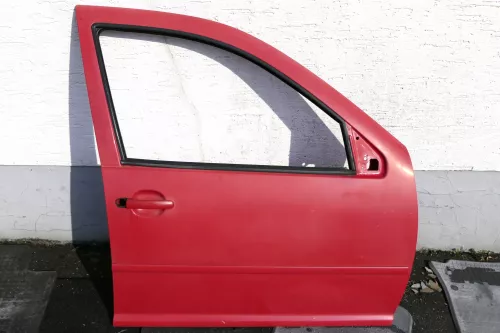 VW Golf 4 Bora Tür vorne rechts Beifahrertür 4/5-Türer + Kombi rot LP3G 116407