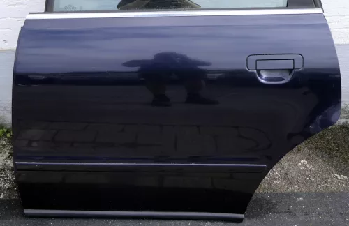 Audi A4 B5 Tür Türblatt hinten links blau LZ5L Kombi (Leiste+Griff beachten