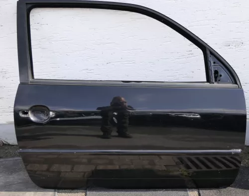 VW Lupo Seat Arosa Tür vorne rechts Beifahrertür schwarz L041 (mech. Fensterherh