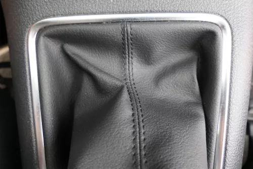 VW Tiguan 5N Schaltknauf Schaltsack Schaltung Schaltknüppel 6-Gang Leder (116886)