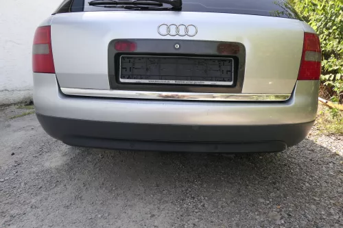 Audi A6 4B Kombi Avant Stoßstange hinten Heckstoßstange grau silber LY7M mit PDC