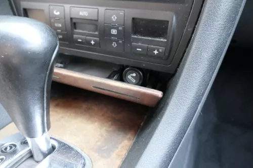 Audi A6 4B C5 Verkleidung Klappe Abdeckung Dekor Holz Optik Nußbaumwurzelholz (117239)