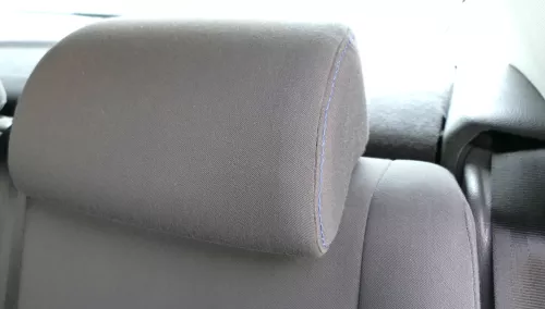 VW Golf 5M Plus Kopfstützen Kopfstütze hinten rechts links anthrazit blaue Nähte