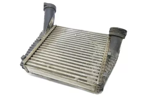 VW Touareg 7L Ladeluftkühler Ladeluft Kühler 7L6145803C BKS 3.0 TDI links (117336)