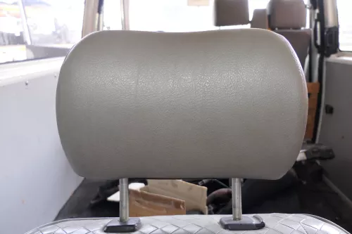 VW T4 Sitz vorne links oder rechts Kopfstütze Kopfstützen (Kunstleder Leder)