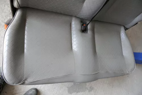 VW T4 Sitz hinten links 2er Doppel 1. Reihe Lehne klappbar (Multivan Caravelle) (117412)