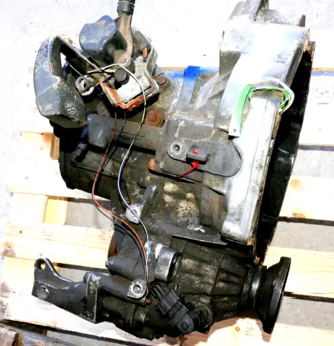 Seat Ibiza 6K Getriebe ETW 1,9 TDI 81kw 110PS (von Motor AVG) 158.300km