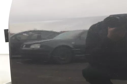 Audi A2 8Z Tür hinten links schwarz LZ9W -mit Rahmen mit Scheibe OHNE Fensterheb (118116)