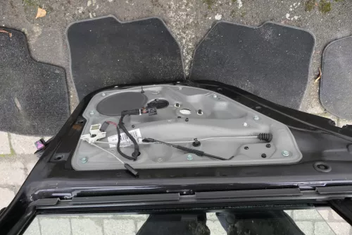 VW Golf 4 Bora Tür hinten links nur Kombi / Variant schwarz LC9Z (118131)