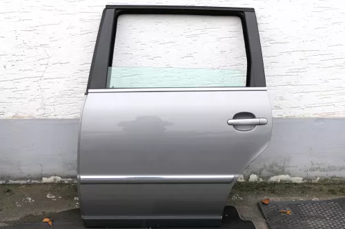 VW Passat 3B 3BG Kombi Avant Variant Tür hinten links mit Scheibe grau LD7W