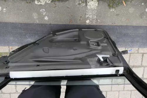 VW Polo 6N 6N2 Tür hinten rechts schwarz LC9Z 4-Türer lackierte Leiste (118224)
