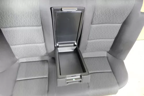 Audi A4 B6 B7 8E Limousine Sitz Rückbank Rücksitzbank hinten schwarz Armlehne (118345)
