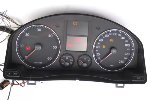 VW Golf 5 1K 5M Plus Tacho Kombiinstrument 1K0920850F /L 1.9 TDI 282.000 km