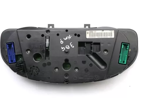 VW Passat 3BG Tacho Tachometer Kombiinstrument 280.000km 3B0920827A Diesel TDI (118975)