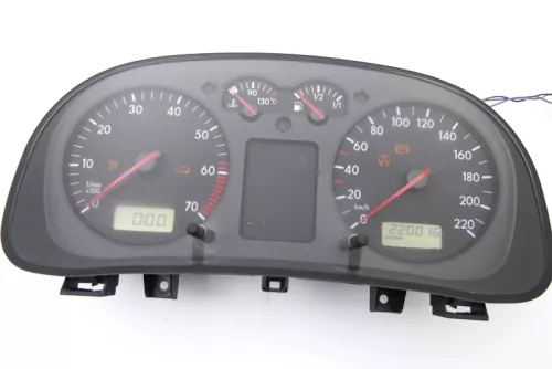 VW Golf 4 Tacho Tachometer Kombiinstrument 220.000km 1J0919861 1,4 16V 75PS 55kw