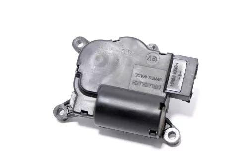 VW T5 Stellmotor für Fußraumklappe Heizung Umluft 7L0907511AJ (119330)