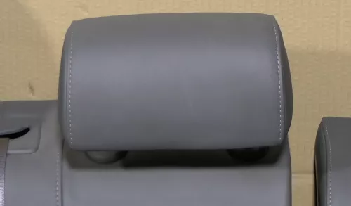Audi A4 B6 8E Kopfstütze hinten in der Mitte grau Leder 8E0885921L
