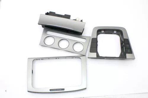 VW Passat 3C Mittelkonsole Verkleidung um Navi Klappe Abdeckung Dekor silber sch