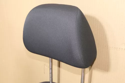 VW Eos Kopfstütze vorne links oder rechts in titanschwarz