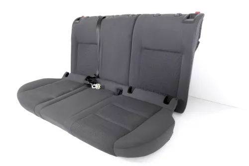 VW Golf 5 V Sitz Sitze hinten Rückbank Rücksitzbank 3 Punkt Gurt Lehne anthrazit (120006)