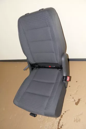 VW Touran Sitz hinten rechts (hinter Beifahrersitz) Rücksitz anthrazit - Isofix (120148)