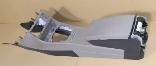 VW Passat 3C Mittelarmlehne Armlehne Fach original komplett zum nachrüsten maccc (120512)