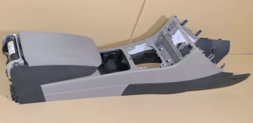 VW Passat 3C Mittelarmlehne Armlehne Fach original komplett zum nachrüsten maccc