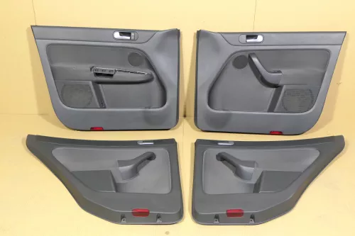 VW Golf Plus 5M 4x Türverkleidung Verkleidung Tür vorne hinten links re schwarz (120548)