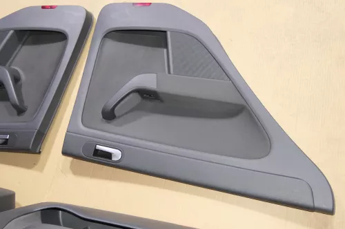 VW Golf Plus 5M 4x Türverkleidung Verkleidung Tür vorne hinten links re schwarz (120548)