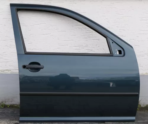 VW Golf 4 Bora Tür vorne rechts Beifahrertür 4/5-Türer Kombi Variant grün LC6X c