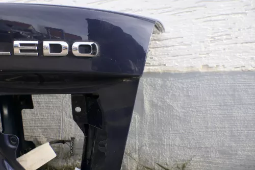 Seat Toledo 1M Limousine Limo Heckklappe Klappe hinten blau LA5G (120575)