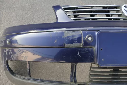 VW Passat 3B Stoßstange vorne Frontstoßstange Stoßfänger blau LB5N (120659)