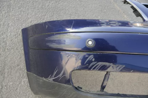 VW Passat 3B Stoßstange vorne Frontstoßstange Stoßfänger blau LB5N (120659)