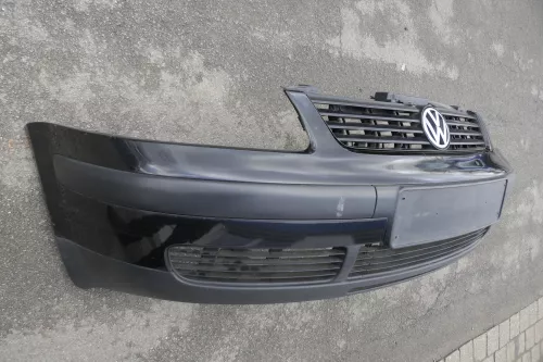 VW Passat 3B Stoßstange vorne Frontstoßstange Stoßfänger vorne schwarz LC9Z (120795)