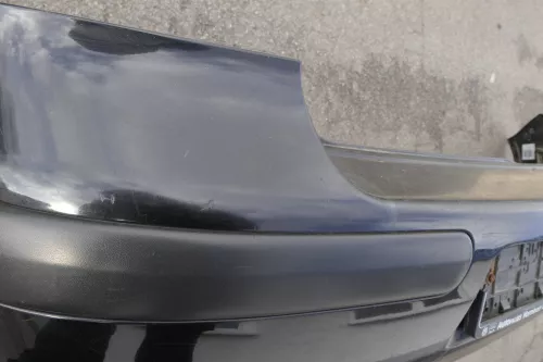 VW Golf 4 Limousine Stoßstange hinten Heckstoßstange Stoßfänger schwarz LC9Z eee (120804)