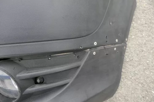 VW Fox 5Z Stoßstange vorne Stoßfänger schwarz - Bilder - Bastler! (120811)