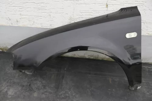 VW Passat 3B Kotflügel vorne links schwarz LC9Z metallic ccc