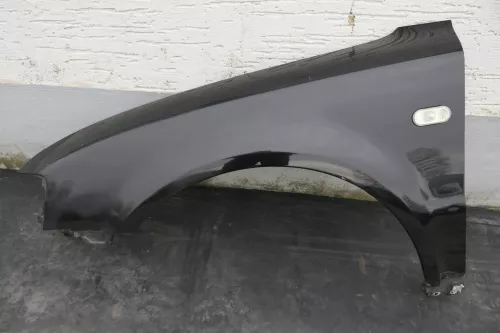 VW Passat 3B Kotflügel vorne links schwarz LC9Z metallic ccc