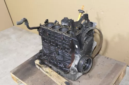 VW Golf 5 1K Motor Block 2.0 SDI 55kw 75PS BDK ca. 180.000km - ohneKopf (120926)