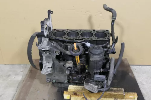 VW Golf 5 1K Motor Block 2.0 SDI 55kw 75PS BDK ca. 180.000km - ohneKopf (120926)