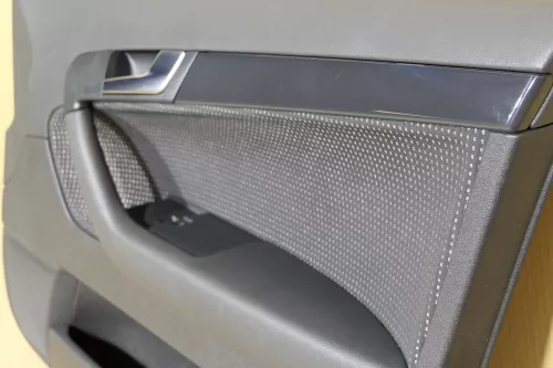 1xAudi A3 8P Türverkleidung Verkleidung Tür vorn vorne rechts schwarz 4/5-Türer (120972)